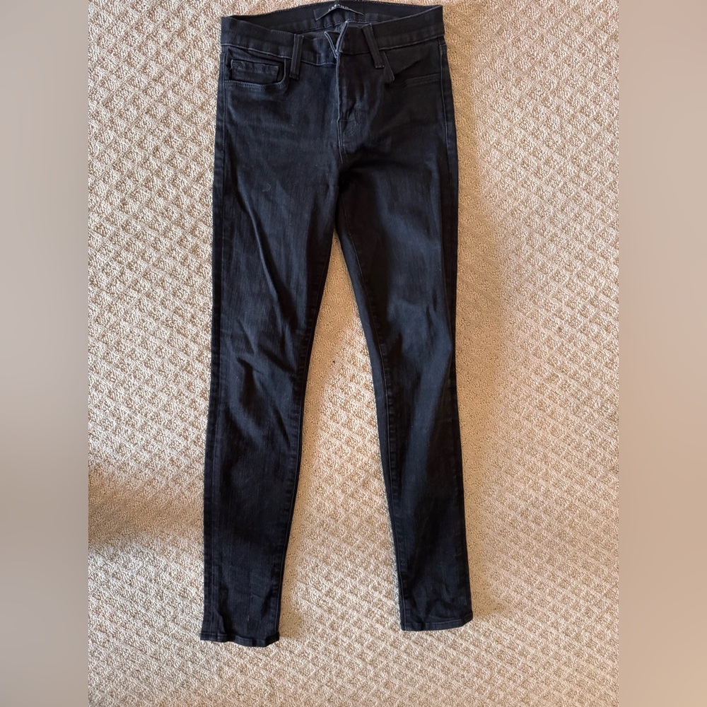 J Brand Skinny Leg Jean in Vanity (black) size 26